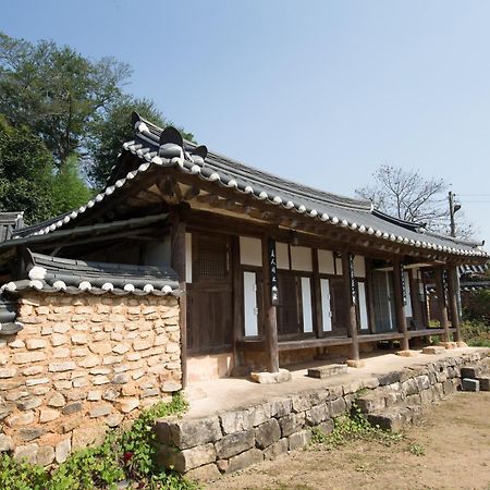 Jinrae Lee'S Traditional House Boseong ภายนอก รูปภาพ