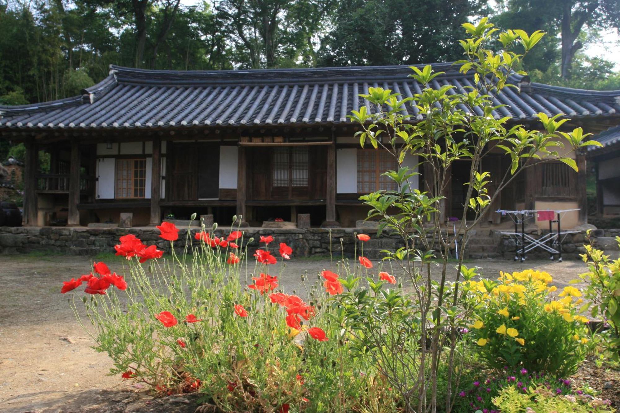 Jinrae Lee'S Traditional House Boseong ภายนอก รูปภาพ