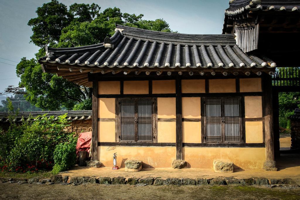 Jinrae Lee'S Traditional House Boseong ภายนอก รูปภาพ