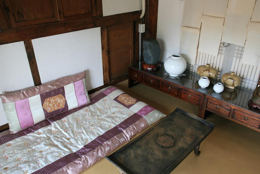 Jinrae Lee'S Traditional House Boseong ภายนอก รูปภาพ